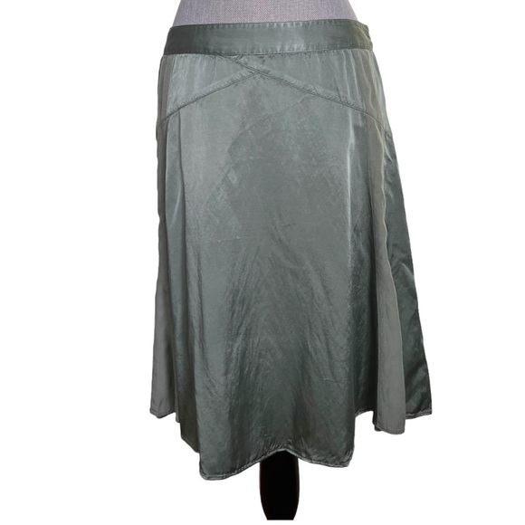 CLUB MONACO mint sage green midi skirt. Soft satin flirty feminine Size 6 - Picture 1 of 13